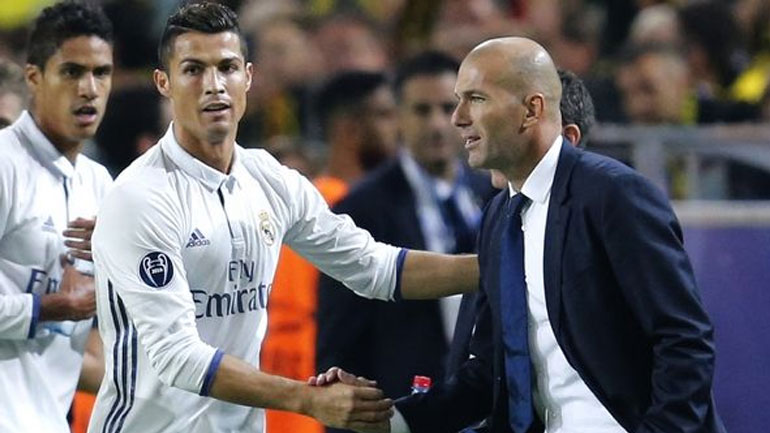 Ζιντάν: «Αξίζει μεγαλύτερο σεβασμό ο Ρονάλντο»