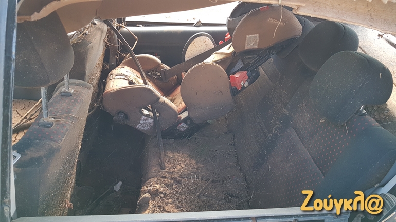 Ευτυχώς το παιδικό κάθισμα ήταν άδειο...