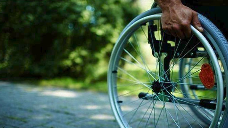 Δήμος Κορδελιού – Ευόσμου: Παραδόθηκαν 14 ηλεκτροκίνητα αμαξίδια σε άτομα με κινητικά προβλήματα