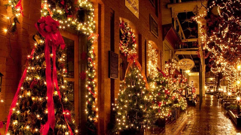 Ο πρόωρος χριστουγεννιάτικος στολισμός μας κάνει πιο ευτυχισμένους!