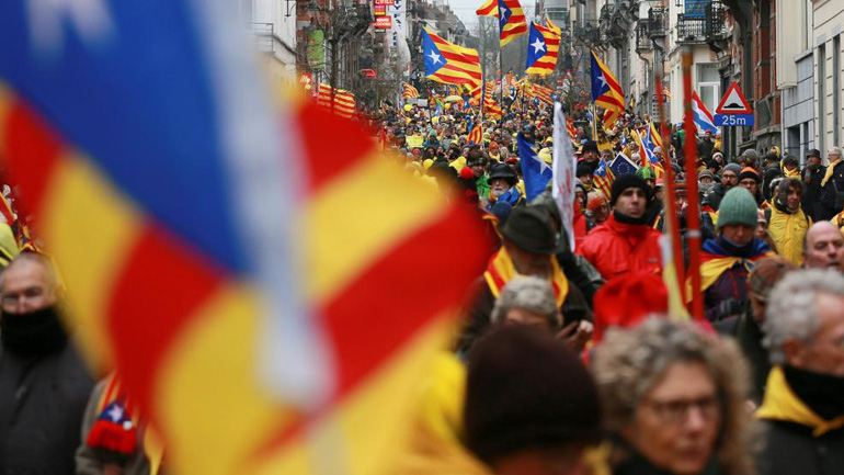 Βέλγιο: Σαράντα πέντε χιλιάδες άνθρωποι διαδήλωσαν στις Βρυξέλλες υπέρ της ανεξαρτησίας της Καταλονίας