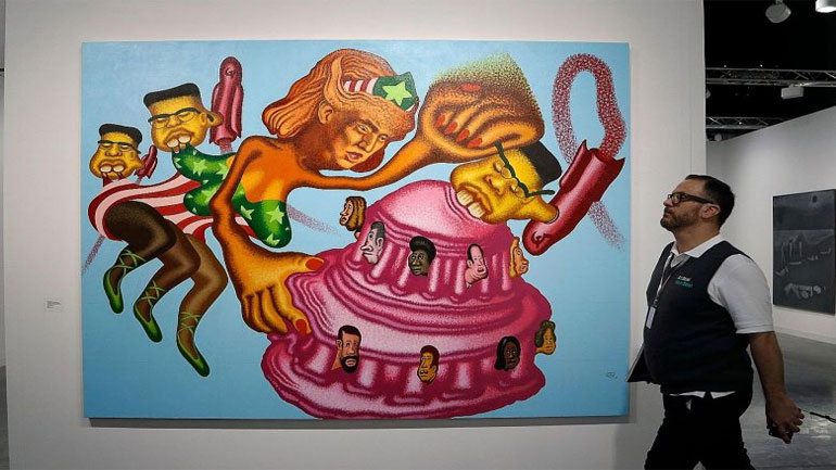 Ο Τραμπ ως Wonder Woman νικά τον Κιμ  στο Art Basel της Φλόριντα