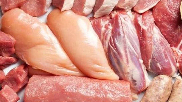 Κατάσχεση ακατάλληλων κοτόπουλων στον Πειραιά