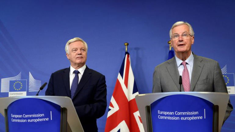 Brexit – Μισέλ Μπαρνιέ: Η συμφωνία αποχώρησης της Βρετανίας πρέπει να είναι έτοιμη έως τον Οκτώβριο του 2018