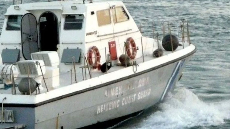 Ηγουμενίτσα: Το Λιμενικό ανέκοψε ιστιοπλοϊκό με 18 άτομα από το Ιράκ που κατευθυνόταν στην Ιταλία