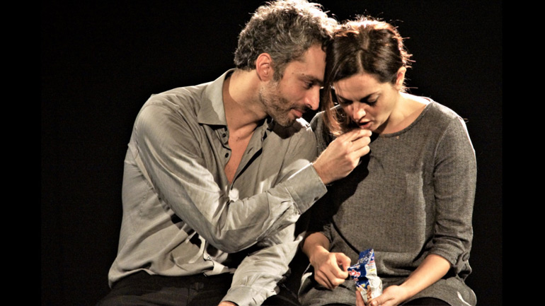 «Μια πορνογραφική σχέση» στο Από Μηχανής Θέατρο