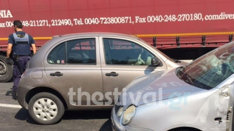 Τροχαίο με δύο τραυματίες έξω από τη Θεσσαλονίκη