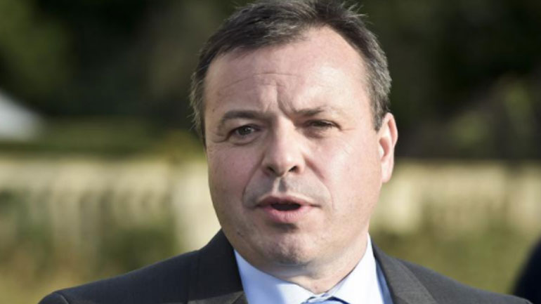 Ο μεγιστάνας υποστηρικτής του Brexit κατηγόρησε τη Μέι ότι πρόδωσε τη χώρα της