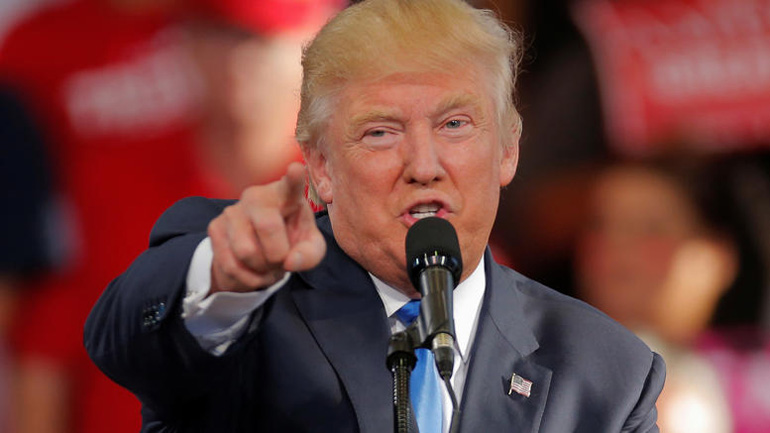 “Πυρά” Τραμπ κατά CNN για λανθασμένο ρεπορτάζ