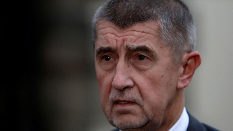 «Η ΕΕ δεν πρέπει να πιέζει την Πράγα να δεχθεί πρόσφυγες, γιατί θα ενισχύσει την ακροδεξιά»