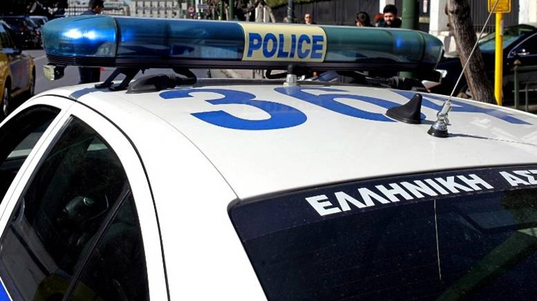 Θεσσαλονίκη: Συνελήφθη Έλληνας, ύστερα από καταδίωξη, για παράνομη μεταφορά αλλοδαπών