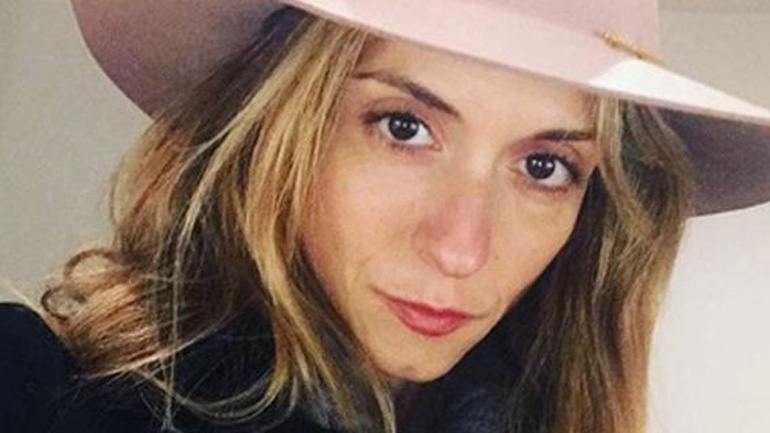 Σοφία Καρβέλα: Η βόλτα του άντρα της με τον μεγάλο τους γιο στη χιονισμένη Νέα Υόρκη