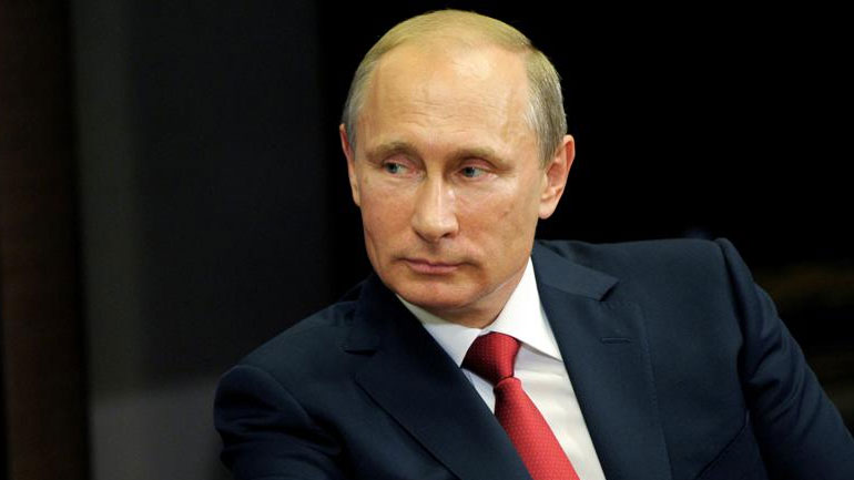 Στη Συρία ο Πούτιν – Ανακοίνωσε την απομάκρυνση των ρωσικών στρατευμάτων