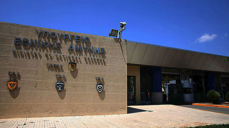 Απάντηση του υπουργείου Άμυνας για τις «σφαίρες» του Παπαδόπουλου και τον ISIS