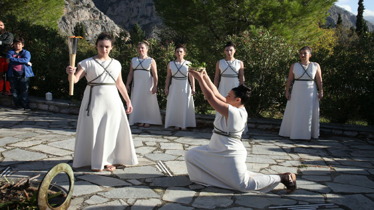 Στα «χνάρια του Δευκαλίωνα»: Ολοκληρώθηκε ο αγώνας-θεσμός ορεινού δρόμου στους Δελφούς