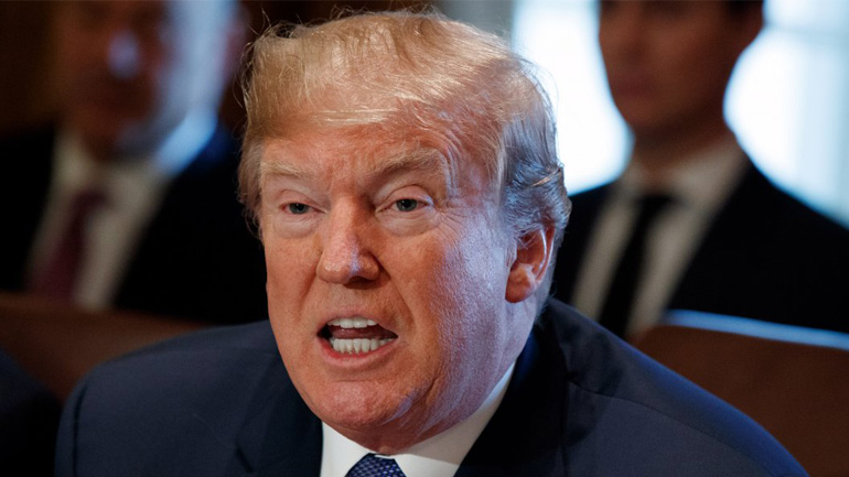 ΗΠΑ: Την παραίτηση του Ντόναλντ Τραμπ ζήτησε η γερουσιαστής των Δημοκρατικών Κίρστεν Γκίλιμπραντ