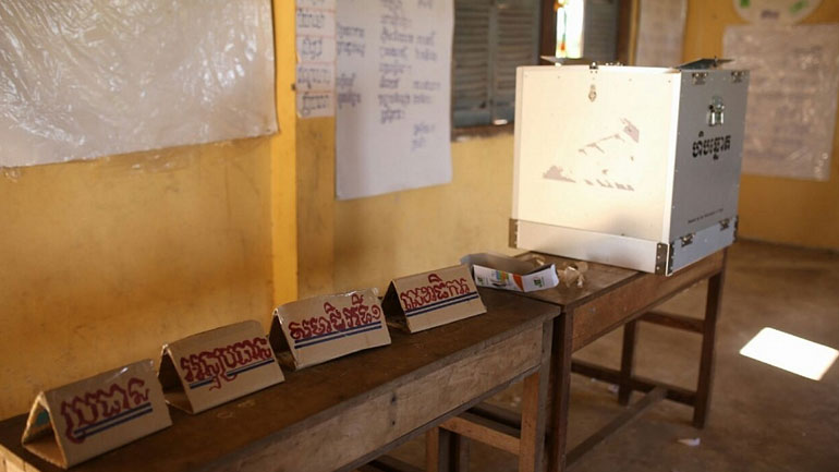 Η Ε.Ε. ανέστειλε τη χρηματοδότηση για τις βουλευτικές εκλογές στην Καμπότζη