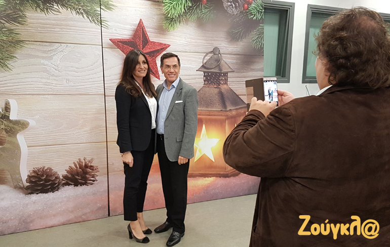 Η διευθύντρια επικοινωνίας των Peugeot και Jeep Κορίνα Βαλυράκη με τον Σπύρο Ρέκκα
