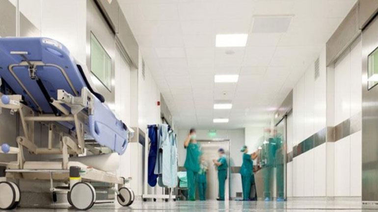 Με προσωπικό ασφαλείας θα λειτουργήσουν αύριο τα δημόσια νοσοκομεία Με προσωπικό ασφαλείας θα λειτουργήσουν αύριο τα δημόσια νοσοκομεία