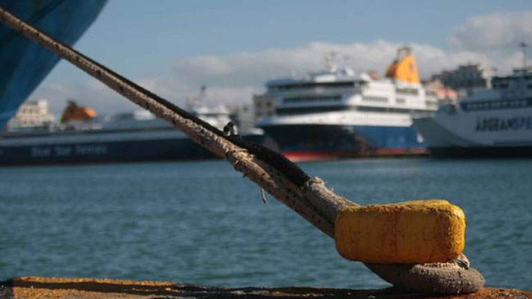 Δένουν κάβους αύριο τα πλοία – Συμμετοχή της ΠΝΟ στην 24ωρη απεργία της ΓΣΕΕ