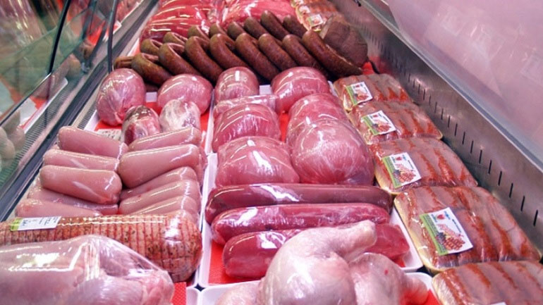 Κατασχέσεις ακατάλληλων παρασκευασμάτων κρέατος στον Πειραιά