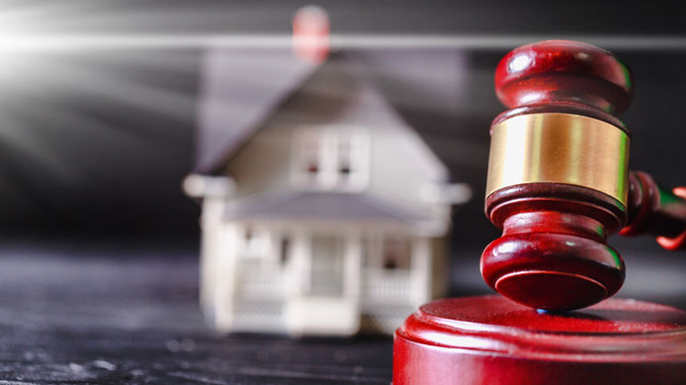 Αγρίνιο: Σε πλειστηριασμό η πρώτη κατοικία ανέργου για χρέος 1.319 ευρώ