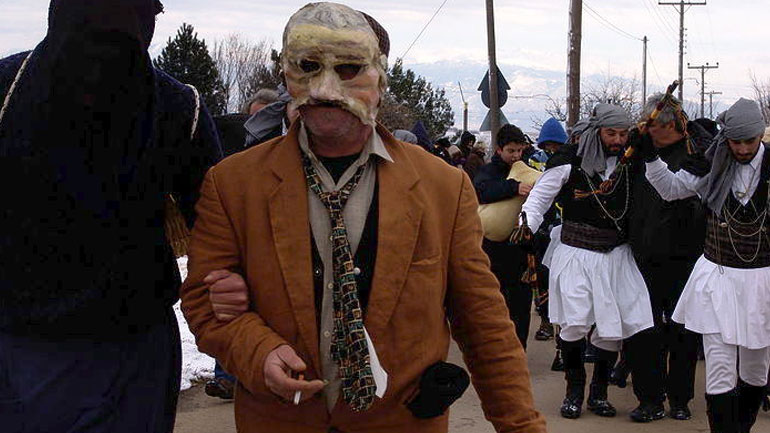 Το έθιμο των Μωμόγερων αναβιώνει στις 17 Δεκεμβρίου στον δήμο Καλαμαριάς