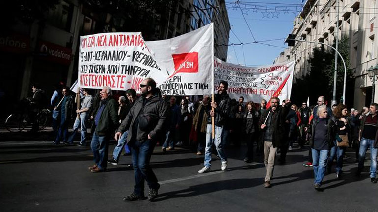 Spiegel: Μαζική απεργία κατά της λιτότητας του Τσίπρα