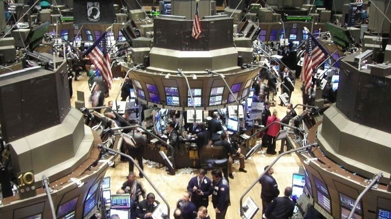 Κλείσιμο με πτώση στη Wall Street