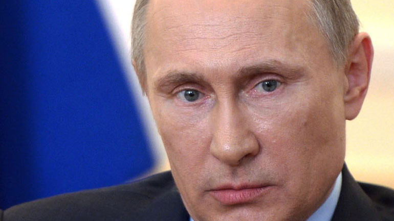 Ο Πούτιν κατηγορεί την αντιπολίτευση ότι θέλει να βυθίσει τη χώρα στο χάος
