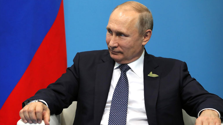 Ρωσία: Ο Πούτιν παραγράφει οφειλές φόρων 50 εκατομμυρίων ψηφοφόρων