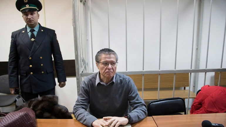 Ρωσία: Ποινή κάθειρξης οκτώ ετών και πρόστιμο 1,9 εκατ. ευρώ επιβλήθηκαν στον πρώην υπουργό Οικονομίας