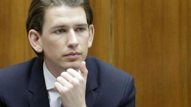 Κουρτς: «Χάσιμο χρόνου η συζήτηση για την ανακατανομή των μεταναστών μεταξύ των χωρών της Ε.Ε.»