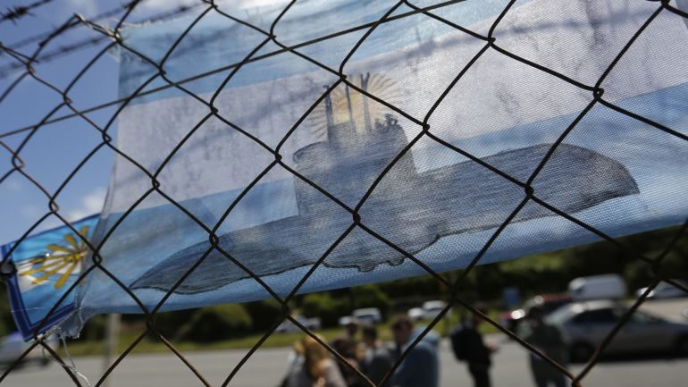 Αργεντινή: Η κυβέρνηση απομάκρυνε τον ναύαρχο Σρουρ μετά την εξαφάνιση του υποβρυχίου Σαν Χουάν