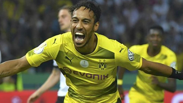 Ντόρτμουντ: Αναπροσαρμογή συμβολαίου στον Ομπαμεγιάνγκ