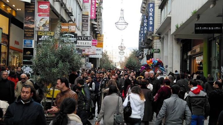 Ανοιχτά την Κυριακή τα εμπορικά καταστήματα με εορταστικό ωράριο