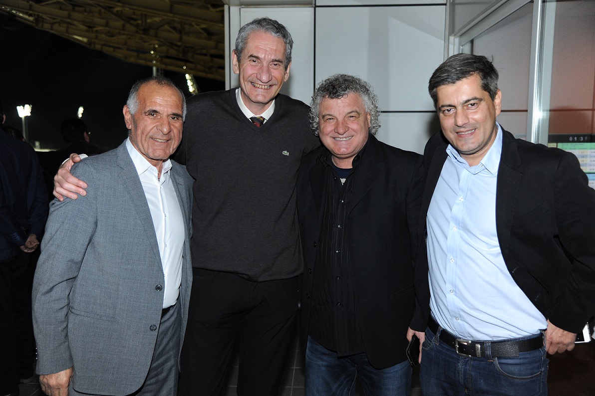 Βασίλης Κωνσταντίνου Πρόεδρος ΠΑΕ ΠΑΟ, Καμίλ Ζίγκλερ Εκτελεστικός πρόεδρος ΟΠΑΠ, Βασίλης Χατζηπαναγής παλαίμαχος παίκτης του ποδοσφαίρου και Οδυσσέας Χριστοφόρου Β΄ Αντιπρόεδρος Ιπποδρομίες ΑΕ και Επικεφαλής Εταιρικών Υποθέσεων ΟΠΑΠ