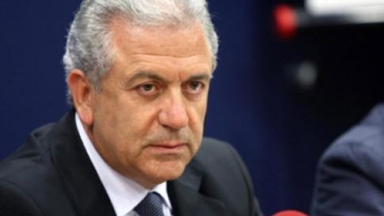 Tην παραίτηση του Αβραμόπουλου ζητεί ο πρόεδρος της Νέας Δεξιάς, Φαήλος Κρανιδιώτης