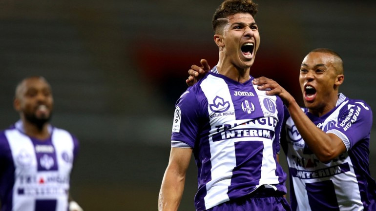 «Βλέπει» Ζινεντίν Μασάς ο Ολυμπιακός