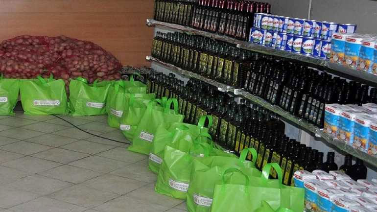 Δωρεάν τρόφιμα σε άπορες οικογένειες από την «ΠΙΝΔΟ» και τον Δήμο Ιωαννιτών