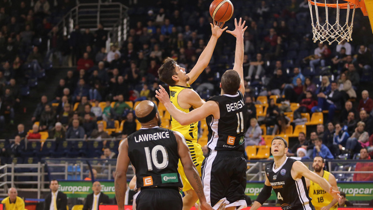 Πάλεψε, αλλά έχασε από τη Νίμπουργκ ο Άρης