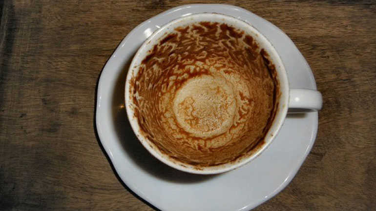 Λάρισα: Συνελήφθη 38χρονος για καφεμαντεία