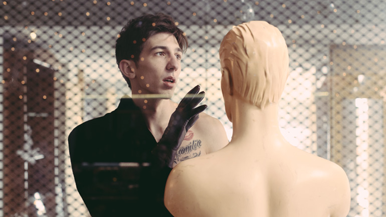 «Το αγόρι της οδού Αμερικής» στο θέατρο Επί Κολωνώ