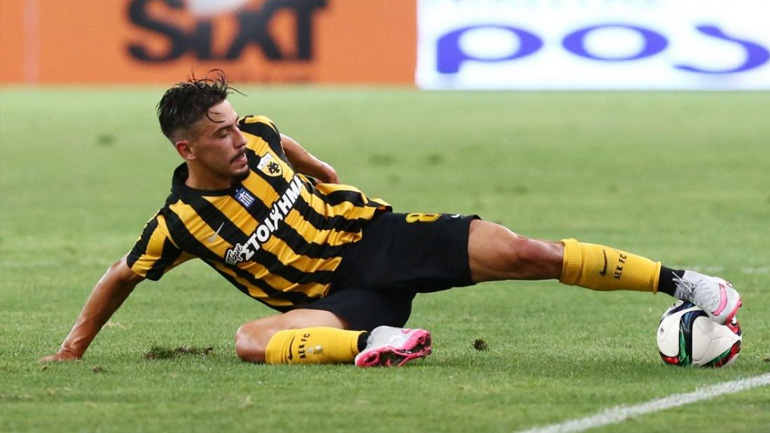 ΑΕΚ: Θλάση στον τετρακέφαλο ο Σιμόες