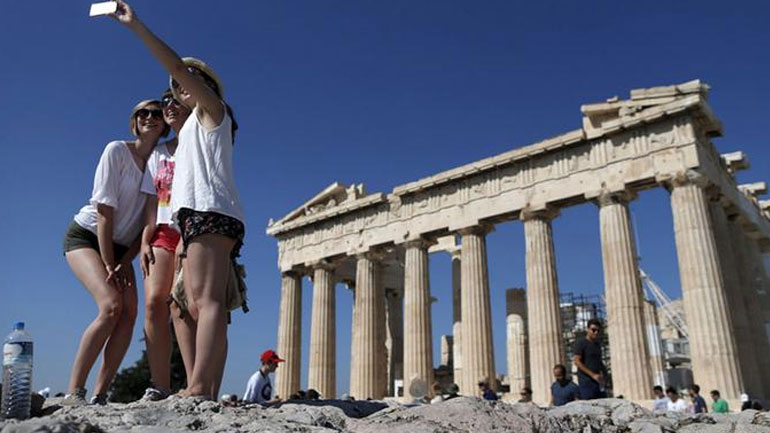 Deutsche Welle: Περισσότεροι Γερμανοί τουρίστες στην Ελλάδα το 2018
