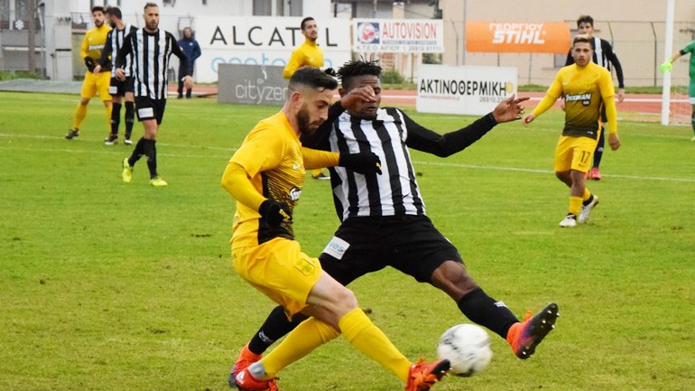 Football League: «Κόλλησε» στο Αίγιο ο Άρης