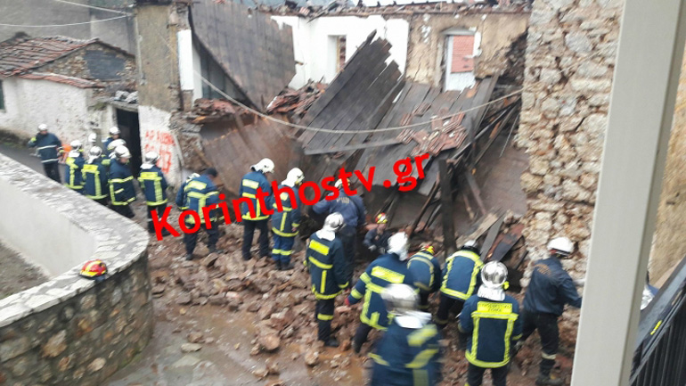 Τρίπολη: Απεγκλωβίστηκε σώος ένας άνδρας, μετά από μερική κατάρρευση παλαιού σπιτιού