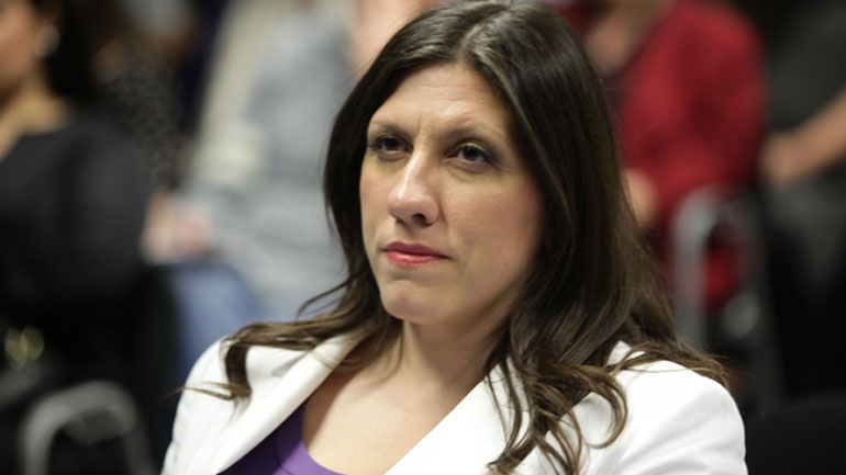 Στην Εισαγγελία Διαφθοράς για τους ηλεκτρονικούς πλειστηριασμούς η Ζωή Κωνσταντοπούλου Στην Εισαγγελία Διαφθοράς για τους ηλεκτρονικούς πλειστηριασμούς η Ζωή Κωνσταντοπούλου