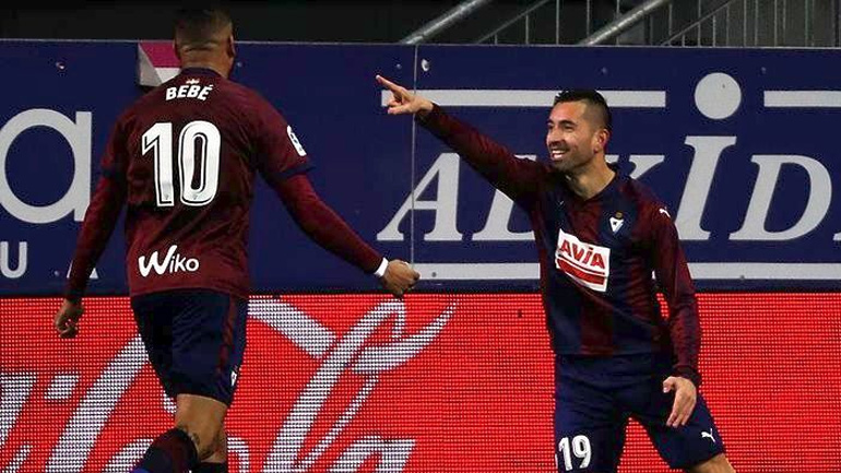 Σκόραρε τέσσερις φορές η Εϊμπάρ