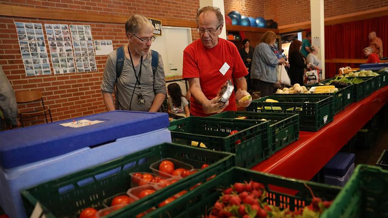 Γερμανία: Περισσότεροι συνταξιούχοι στα κοινωνικά παντοπωλεία